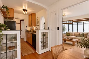 3121 Franklin Ave E, Seattle, WA 98102 - Photo 7