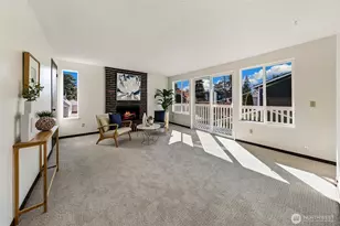 9031 Fremont Ave N, Seattle, WA 98103 - Photo 19