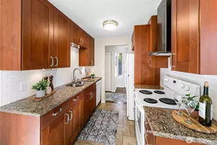 9031 Fremont Ave N, Seattle, WA 98103 - Photo 11