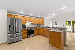 8319 1st Pl SE, Lake Stevens, WA 98258 - Photo 9