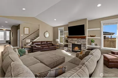 3375 Terry Lane, Enumclaw, WA 98022 - Photo 3