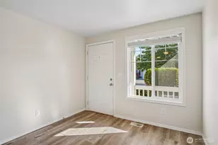 10512 56th Dr NE, Marysville, WA 98270 - Photo 13