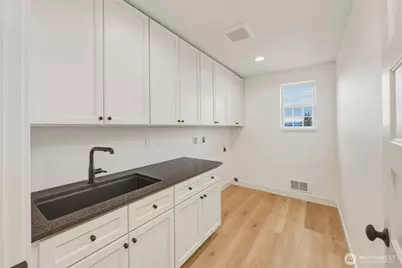 2912 K Avenue, Anacortes, WA 98221 - Photo 23