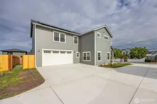 2912 K Ave, Anacortes, WA 98221 - Photo 3