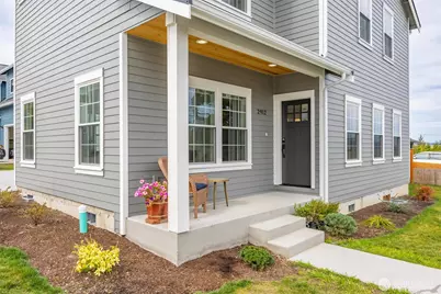 2912 K Avenue, Anacortes, WA 98221 - Photo 1