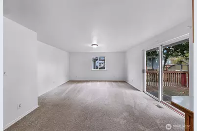 811 Bingham Place, Sedro Woolley, WA 98284 - Photo 11