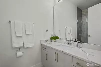 12219 Military Road S, SeaTac, WA 98168 - Photo 15