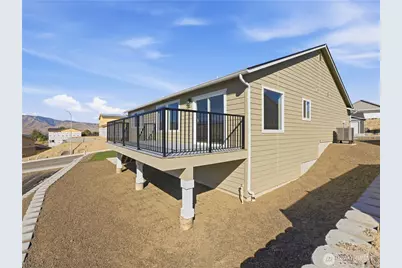 1984 9th Street NE, East Wenatchee, WA 98802 - Photo 39