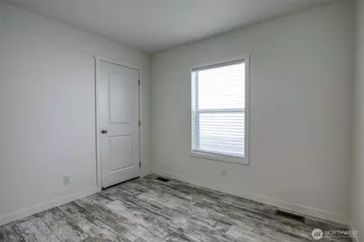 627 -D Sunset Avenue NE, Ocean Shores, WA 98569 - Photo 17