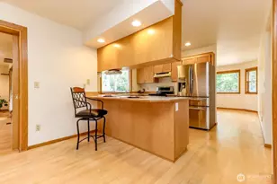 2031 Edith Ave, Enumclaw, WA 98022 - Photo 9