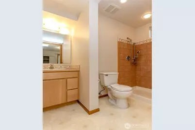 2031 Edith Avenue, Enumclaw, WA 98022 - Photo 17
