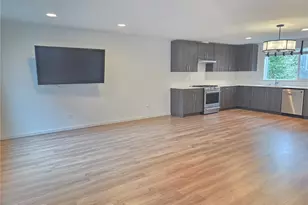 4052 Martin Luther King Jr Way S, Seattle, WA 98108 - Photo 13