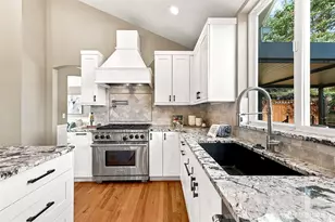 14624 SE 246th Pl, Kent, WA 98042 - Photo 9