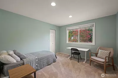 21143 NE 16th Street, Sammamish, WA 98074 - Photo 13