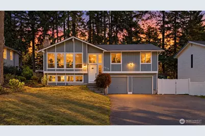 5456 Pineridge Drive NE, Bremerton, WA 98311 - Photo 1