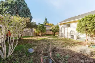 410 N Knapman Ave, Sequim, WA 98382 - Photo 37