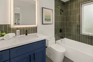 530 W Barrett St, Seattle, WA 98119 - Photo 13