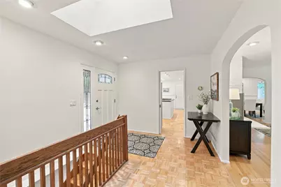 8515 27th Avenue NE, Seattle, WA 98115 - Photo 3
