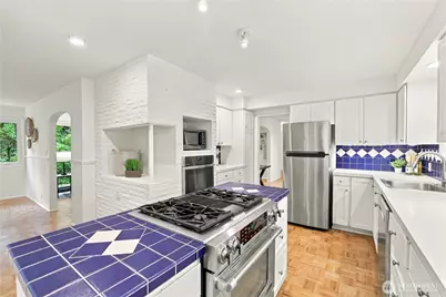 8515 27th Avenue NE, Seattle, WA 98115 - Photo 13
