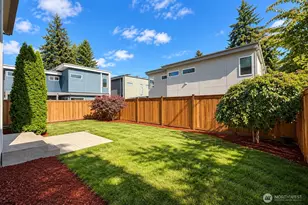 13768 Wayne Pl N, Seattle, WA 98133 - Photo 27