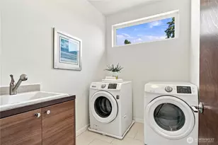 13768 Wayne Pl N, Seattle, WA 98133 - Photo 25