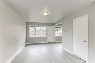 2821 2831 NE Center St, Bremerton, WA 98310 - Photo 21