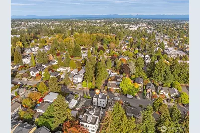 8541 14th Avenue NW #B, Seattle, WA 98117 - Photo 33