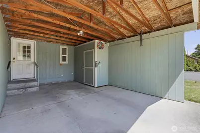 627 Andrew Drive, Burlington, WA 98233 - Photo 3