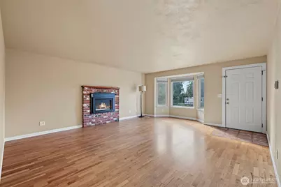4324 108th Avenue E, Edgewood, WA 98372 - Photo 5