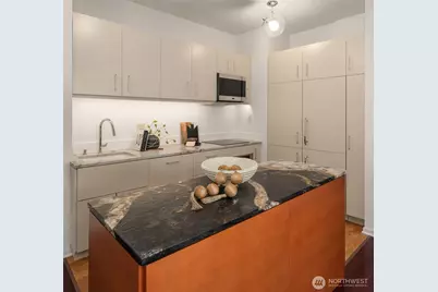98 Union Street #810, Seattle, WA 98101 - Photo 15