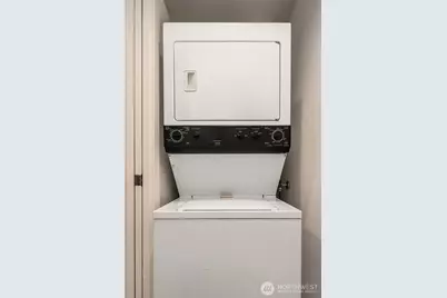 98 Union Street #810, Seattle, WA 98101 - Photo 23