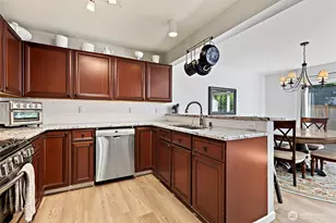 11502 SE 221st Pl, Kent, WA 98031 - Photo 13