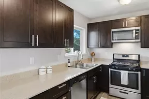 864 Natalie Pl, Enumclaw, WA 98022 - Photo 11