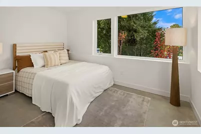 532 W Barrett Street, Seattle, WA 98119 - Photo 15