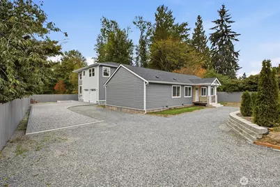 15724 King Place #A, Lynnwood, WA 98087 - Photo 3