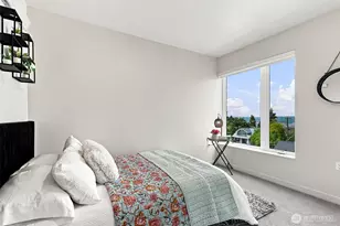 6109 Phinney Ave N, Seattle, WA 98103 - Photo 11