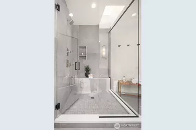 138 8th Court, Kirkland, WA 98033 - Photo 17
