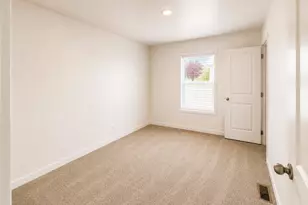 115 NE Cole St, Wilbur, WA 99185 - Photo 17