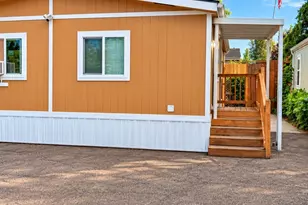 1110 Coweeman Ln, Kelso, WA 98626 - Photo 3