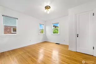 825 NW 57th St, Seattle, WA 98107 - Photo 23