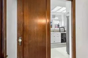 825 NW 57th St, Seattle, WA 98107 - Photo 17