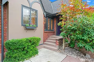 825 NW 57th St, Seattle, WA 98107 - Photo 3