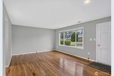 10 E Beech Street, Everett, WA 98203 - Photo 7