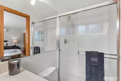 5470 NE 200th Place, Lake Forest Park, WA 98155 - Photo 19