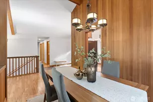 5470 NE 200th Pl, Lake Forest Park, WA 98155 - Photo 9