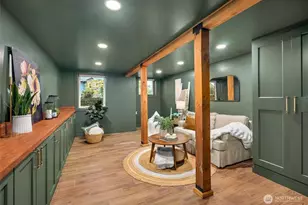 101 NE 57th St, Seattle, WA 98105 - Photo 15