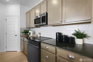 4200 SW Loften St, Port Orchard, WA 98367 - Photo 5