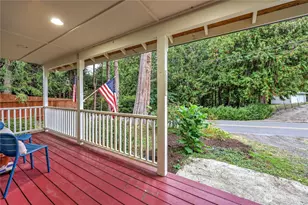 7591 NE Beachwood Ave, Poulsbo, WA 98370 - Photo 5