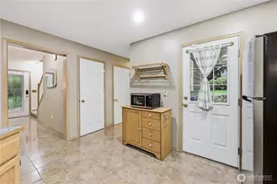 7591 NE Beachwood Ave, Poulsbo, WA 98370 - Photo 15
