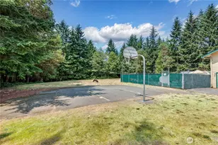 7591 NE Beachwood Ave, Poulsbo, WA 98370 - Photo 35